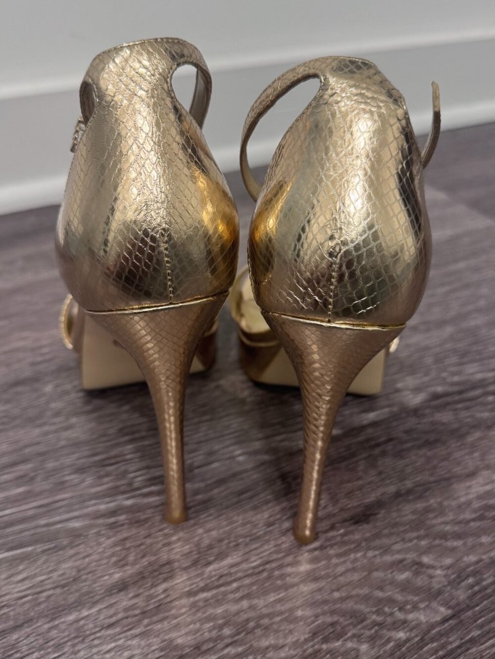 Michael Kors Gold Textured Heels Size 11 Ankle Strap Stiletto Sandals - Picture 4 of 9
